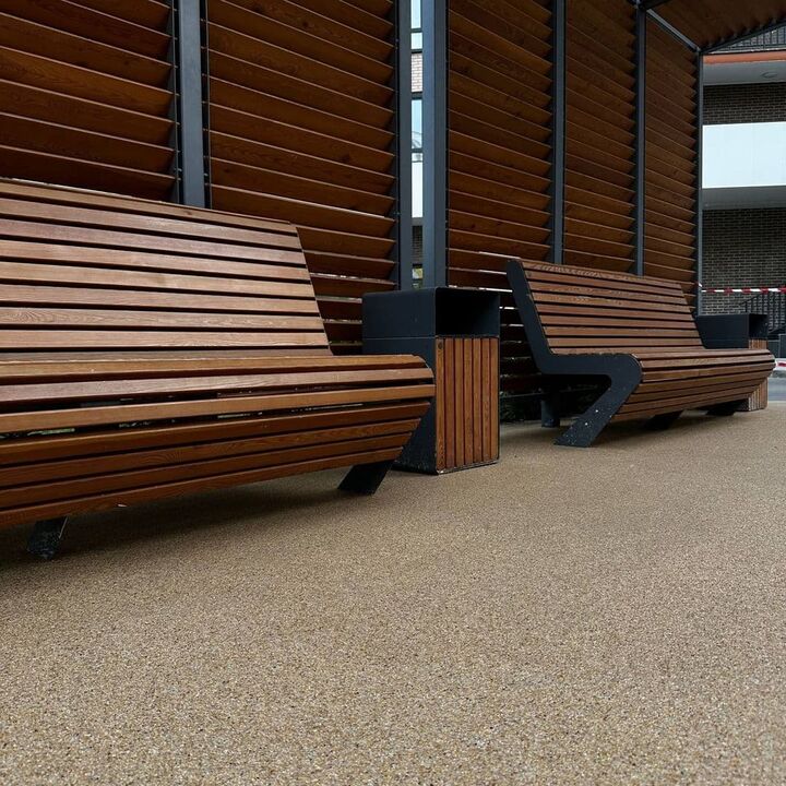 Mobilier de parc d'Aktash